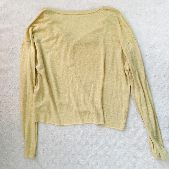AERIE Oversized Linen Blend Baby Yellow Ling Sleeve Henley Top - Picture 2 of 7